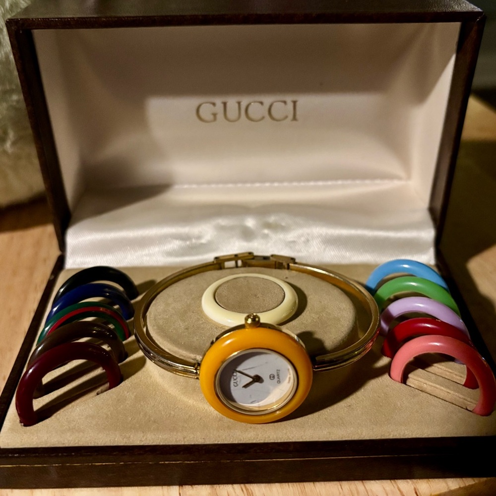 Vintage Gucci Gold Bangle Watch w/ 12 Interchangeable Bezels-Excellent Condition